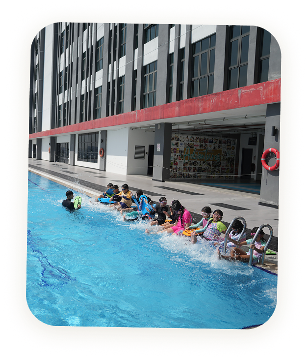 Rectangle 4502gallery2